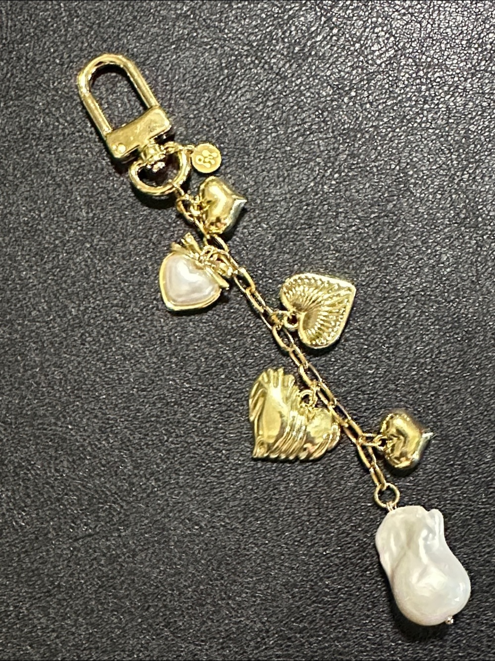 Petit Moments Lover Hearts & Pearl Gold Tone Bag Charm